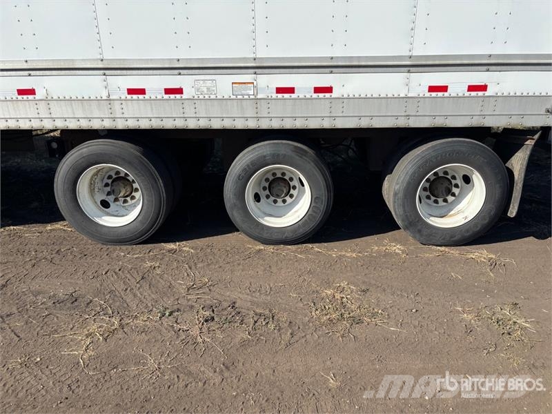 Great Dane Trailers 53 ft x 102 in Tri/A Van Trailer Umpikoriperävaunut
