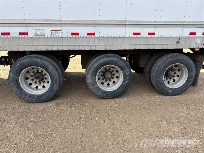 Great Dane Trailers 53 ft x 102 in Tri/A Van Trailer Ремаркета фургони