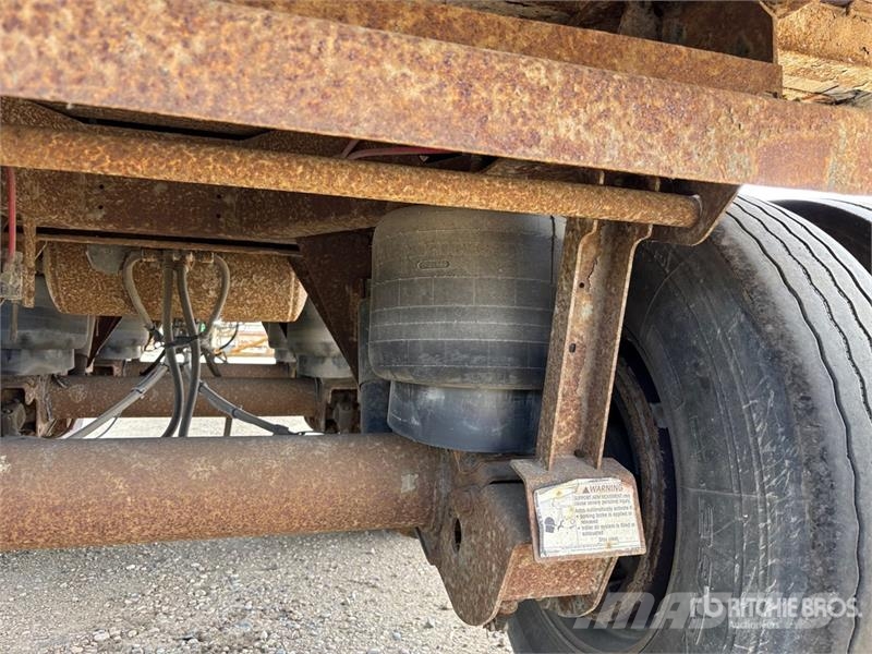 Great Dane Trailers 53 ft x 102 in Tri/A Van Trailer Ремаркета фургони