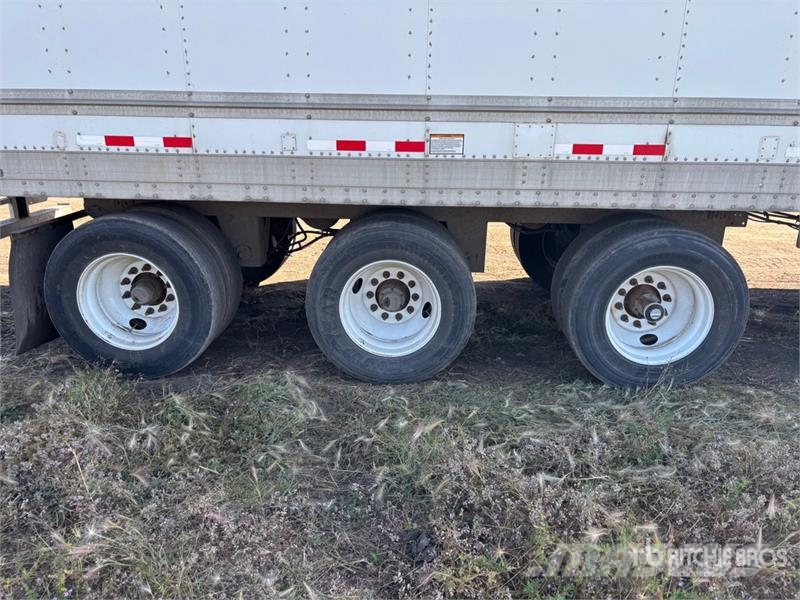 Great Dane Trailers 53 ft x 102 in Tri/A Van Trailer Umpikoriperävaunut