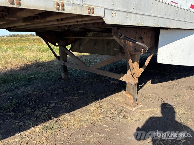 Great Dane Trailers 53 ft x 102 in Tri/A Van Trailer Umpikoriperävaunut
