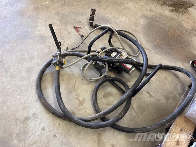 Great Plains Industries P-200H Chemical Pump المضخات والخلاطات