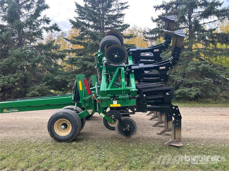 Great Plains SSHVT1510 20 ft 9 Shank Subsoiler Muut maanmuokkauskoneet ja lisävarusteet