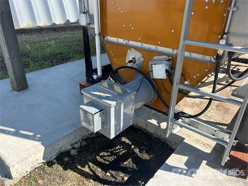 GSI 1116 770 bu/hr Continuous Grain Dryer Grain dryers