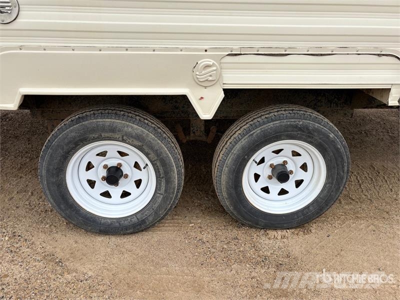 Gulf Stream 21 ft T/A Travel Trailer Citas piekabes