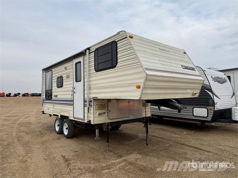 Gulf Stream 21 ft T/A Travel Trailer Citas piekabes