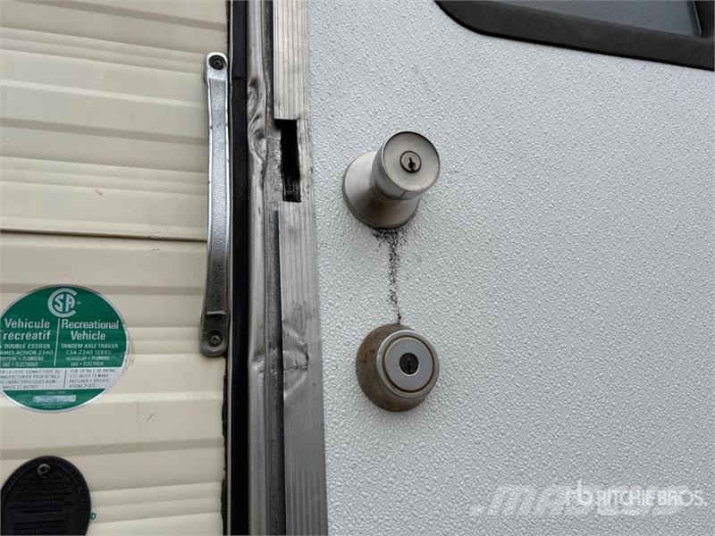 Gulf Stream 21 ft T/A Travel Trailer Citas piekabes