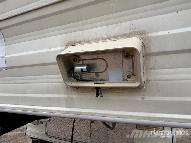 Gulf Stream 21 ft T/A Travel Trailer Citas piekabes