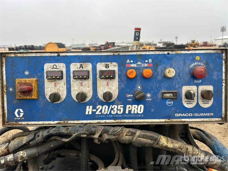  Gusmer H20-35 Spray Foam Machine معدات البناء - غير ذلك