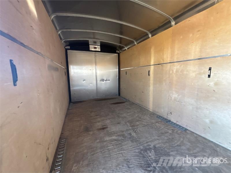 H & H & 18 ft T/A Enclosed Trailer Прицепы-фургоны