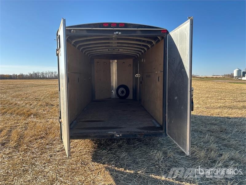 H & H & 18 ft T/A Enclosed Trailer Прицепы-фургоны