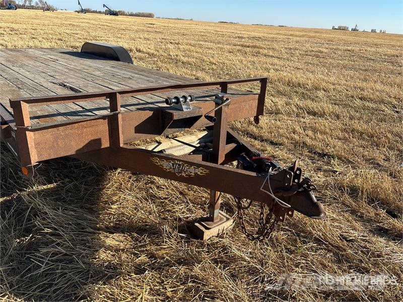 H & H & 20 ft T/A Equipment Trailer Трейлери колесного транспортного засобу