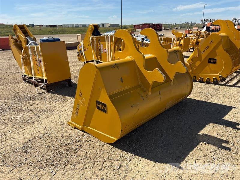 H&W BKT33080MUD 80 in Q/C Cleanup Excavator Bucket (Un Kauhat