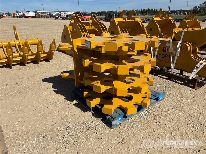 H&W CW336D36-4W 36 in Excavator Compaction Wheel (Unus Muut