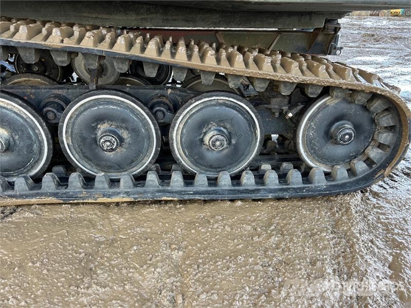 Hagglund BV206 Tracked Personnel Carrier Amphibian Avtomobili
