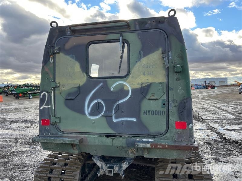 Hagglund BV206 Tracked Personnel Carrier Amphibian Avtomobili