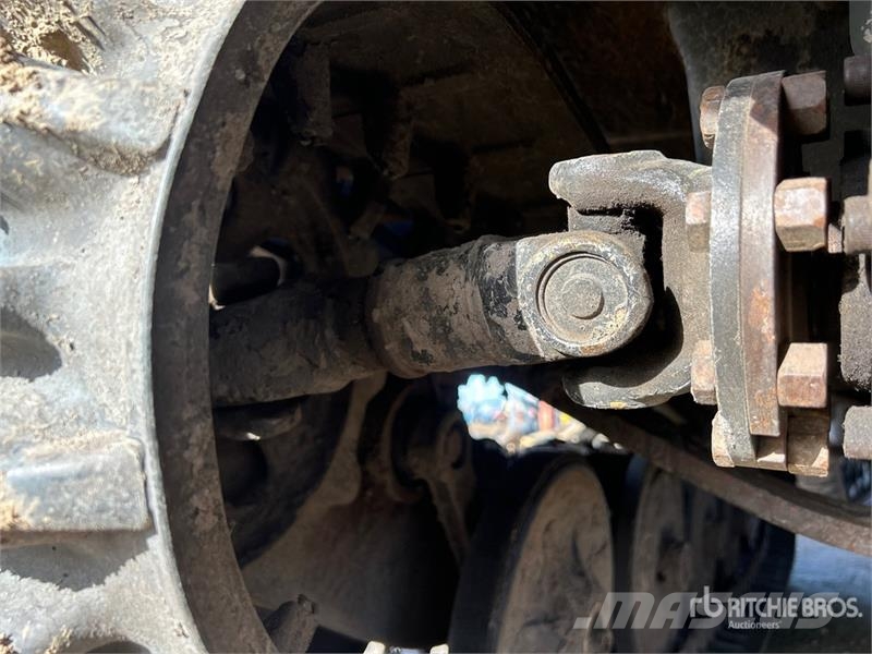  Hagglund BV206D6 Personnel Carrier معدات البناء - غير ذلك