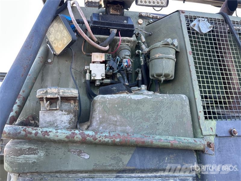  Hagglund BV206D6 Personnel Carrier معدات البناء - غير ذلك
