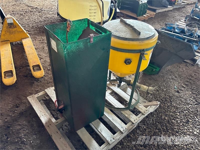 Handler I 14 gal Chemical Farm machinery