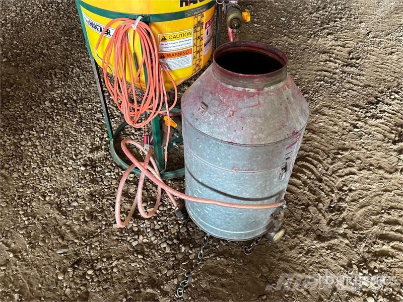 Handler I 14 gal Chemical Farm machinery