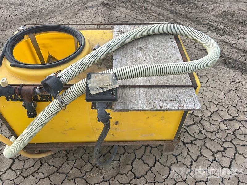 Handler II 120 gal Chemical Muut maatalouskoneet