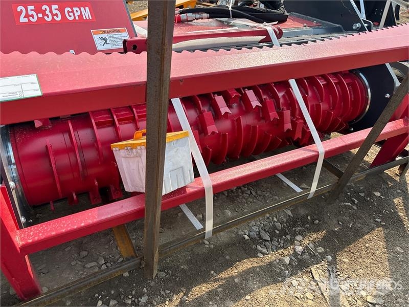 Handy HBDM72-G 72 in Skid Steer Mulcher (Unused) Metsä murskaimet