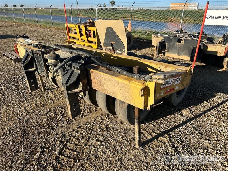 Handy Hitch 110in Wide Pull Behind Roller 牽引式ローラ