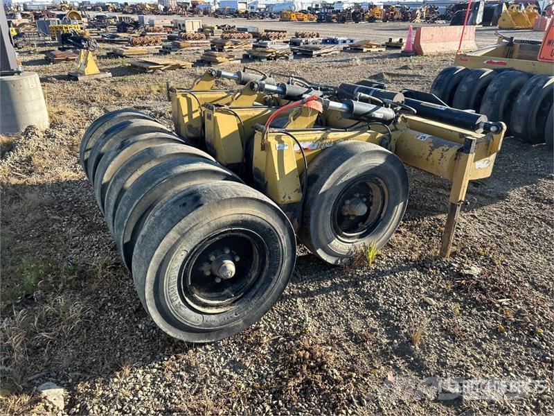 Handy Hitch 7ft Wide Pull Behind Roller Aanhangtrilwalsen