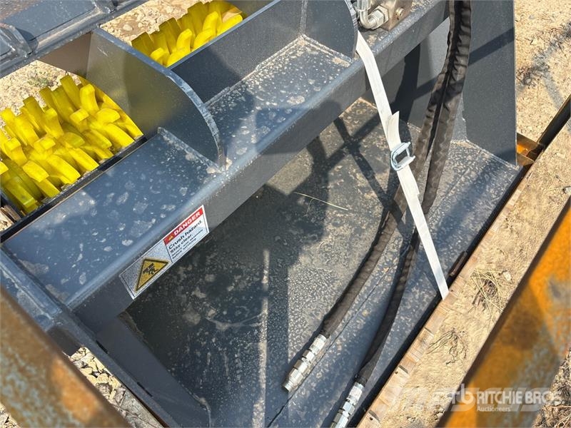 Handy HVSB48 48 in Screening Skid Steer Bucket (Unused) Bakken