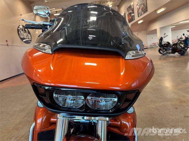Harley-Davidson FLTRU 1868 cid Road Glide Ultra Cruiser Bike Auto