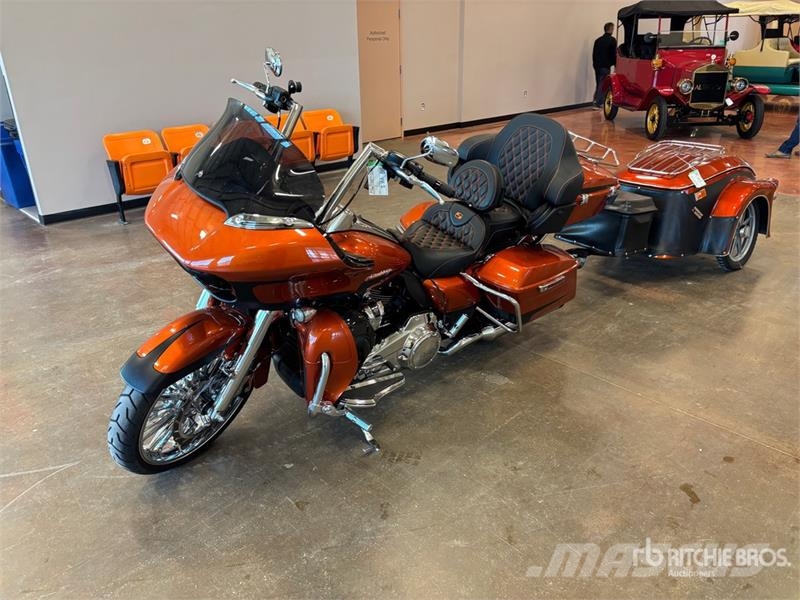 Harley-Davidson FLTRU 1868 cid Road Glide Ultra Cruiser Bike Auto