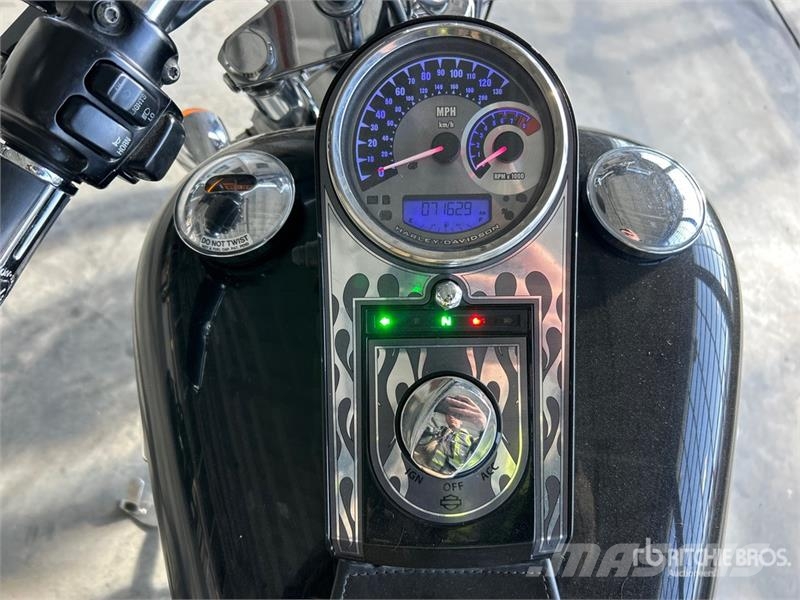 Harley-Davidson FXSTB 1450 cc Cruiser Bike Automobili
