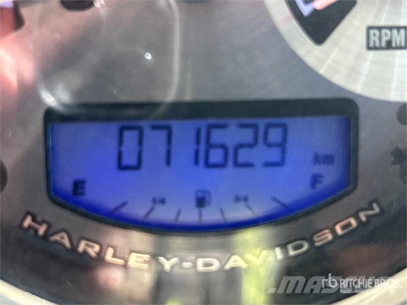 Harley-Davidson FXSTB 1450 cc Cruiser Bike Automobili