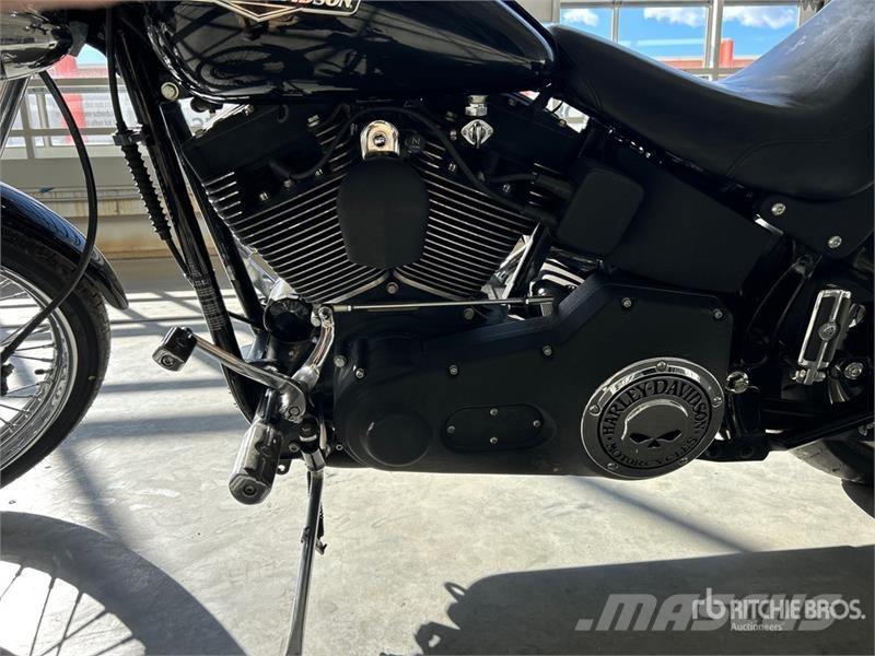 Harley-Davidson FXSTB 1450 cc Cruiser Bike Automobili