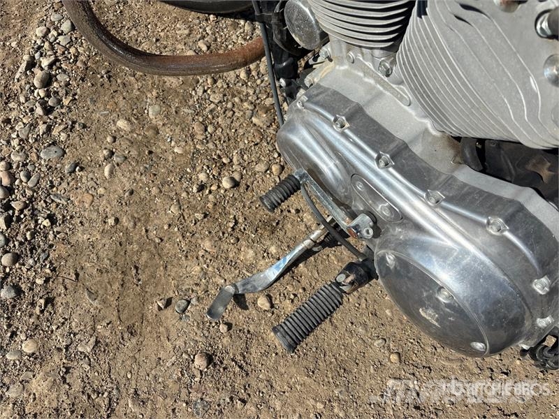 Harley-Davidson Sportster 883 Cruiser Bike Personbiler
