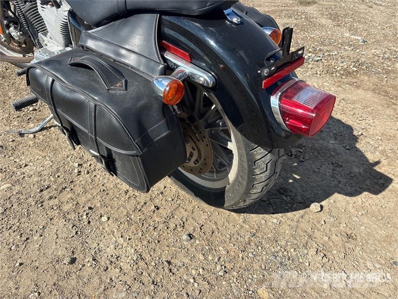 Harley-Davidson Sportster 883 Cruiser Bike Personbiler