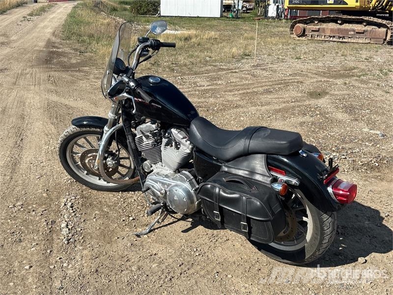 Harley-Davidson Sportster 883 Cruiser Bike Personbiler