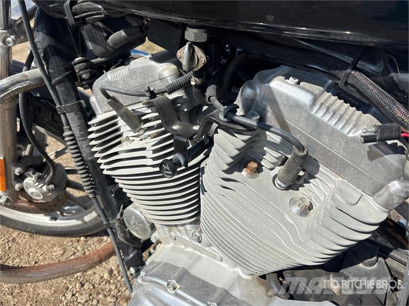Harley-Davidson Sportster 883 Cruiser Bike Personbiler