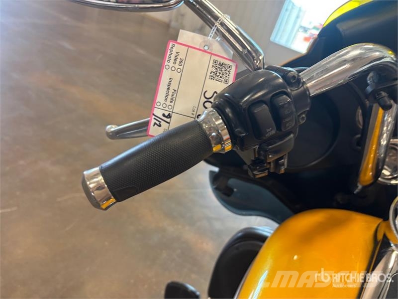 Harley-Davidson Ultra Limited 103 cc Cruiser Bike Personbilar