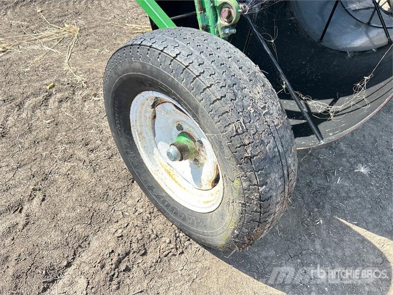 Harmon 8 ft Steel Swath Roller Řádkovací žací stroje