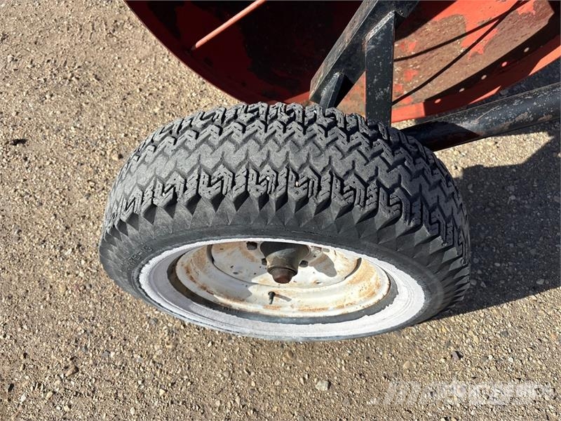 Harmon 9 ft Ball Hitch Packer Прочее почвообрабатывающее оборудование