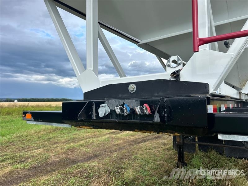 Haul-All 28 ft Tri/A Super B-Train Lead Grain Trai Przyczepy zbożowe