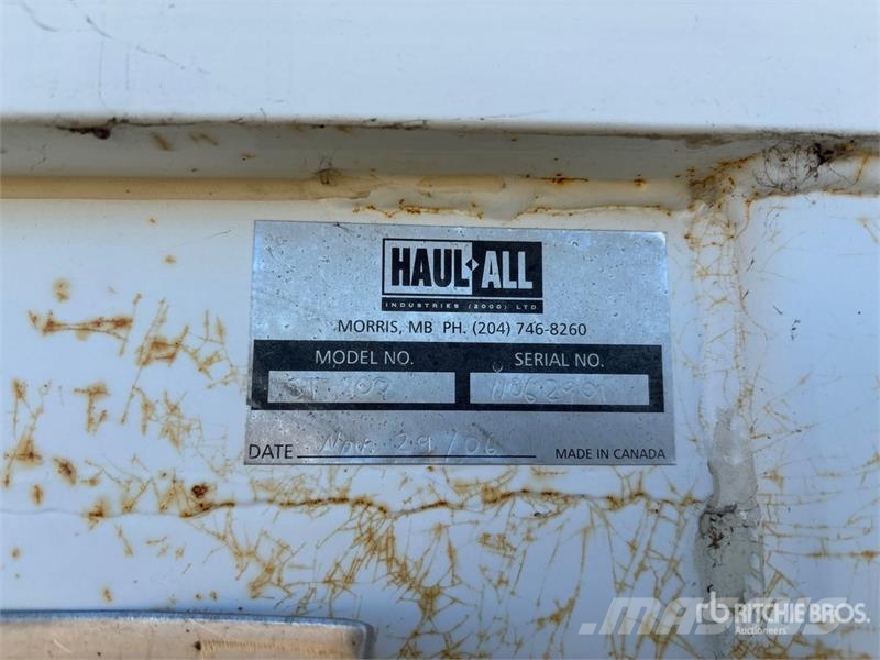 Haul-All ST 800 Seed Tender Sázecí stroje