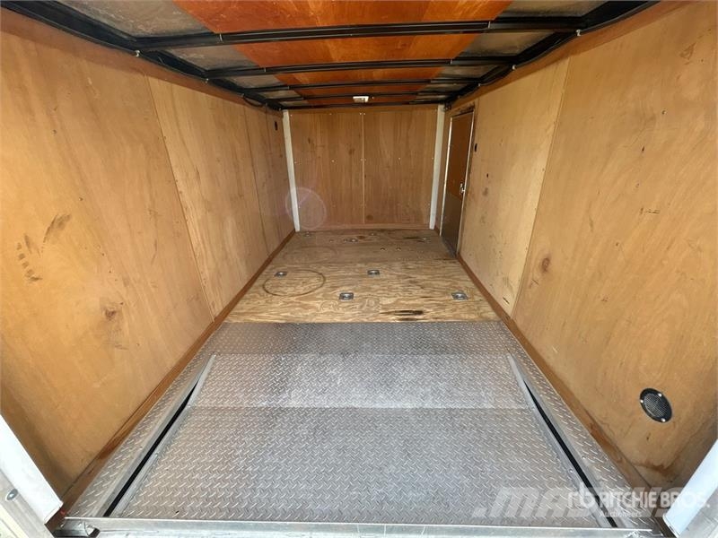 Haulmark 12 ft T/A Enclosed Trailer Reboques de caixa fechada
