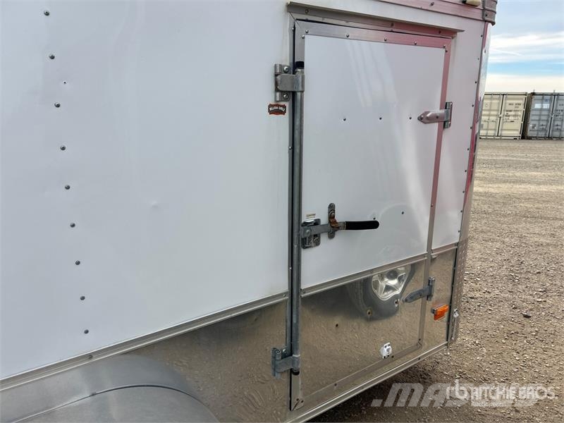 Haulmark 12 ft T/A Enclosed Trailer Reboques de caixa fechada