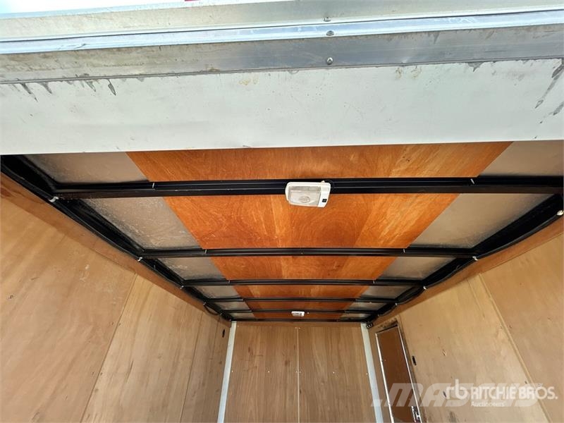 Haulmark 12 ft T/A Enclosed Trailer Reboques de caixa fechada