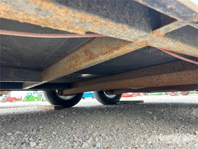 Haulmark 12 ft T/A Enclosed Trailer Reboques de caixa fechada