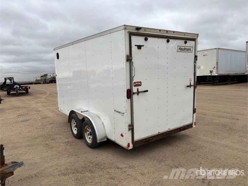 Haulmark 14 ft T/A Enclosed Trailer Skåpsläp