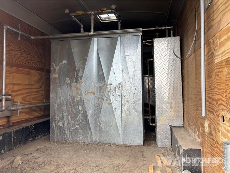 Haulmark 16 ft T/A Thaw Enclosed Trailer 厢式拖车