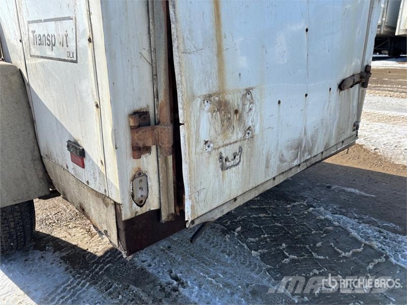 Haulmark 8 ft S/A Enclosed Trailer Furgoonhaagised
